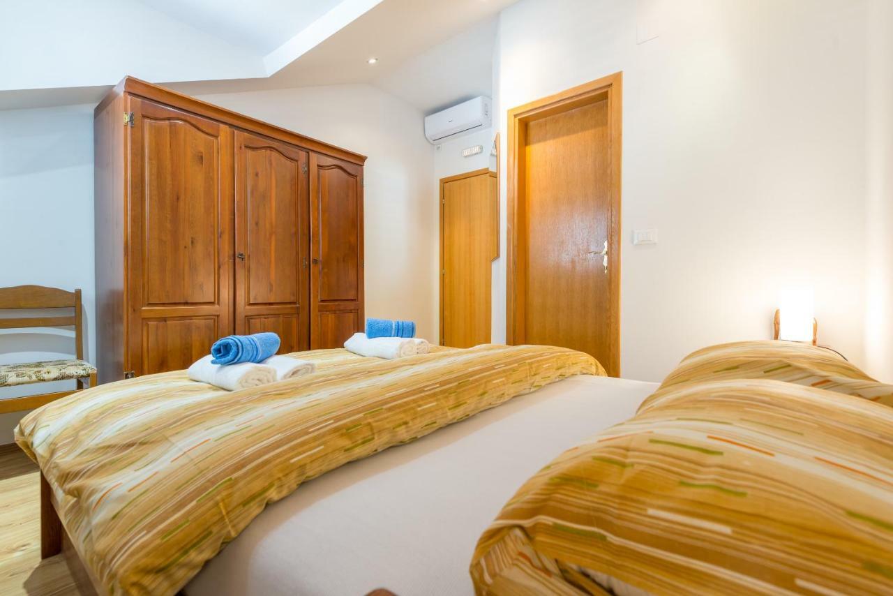 Majestic Lookout - Apartment Rixi Dubrovnik Bagian luar foto
