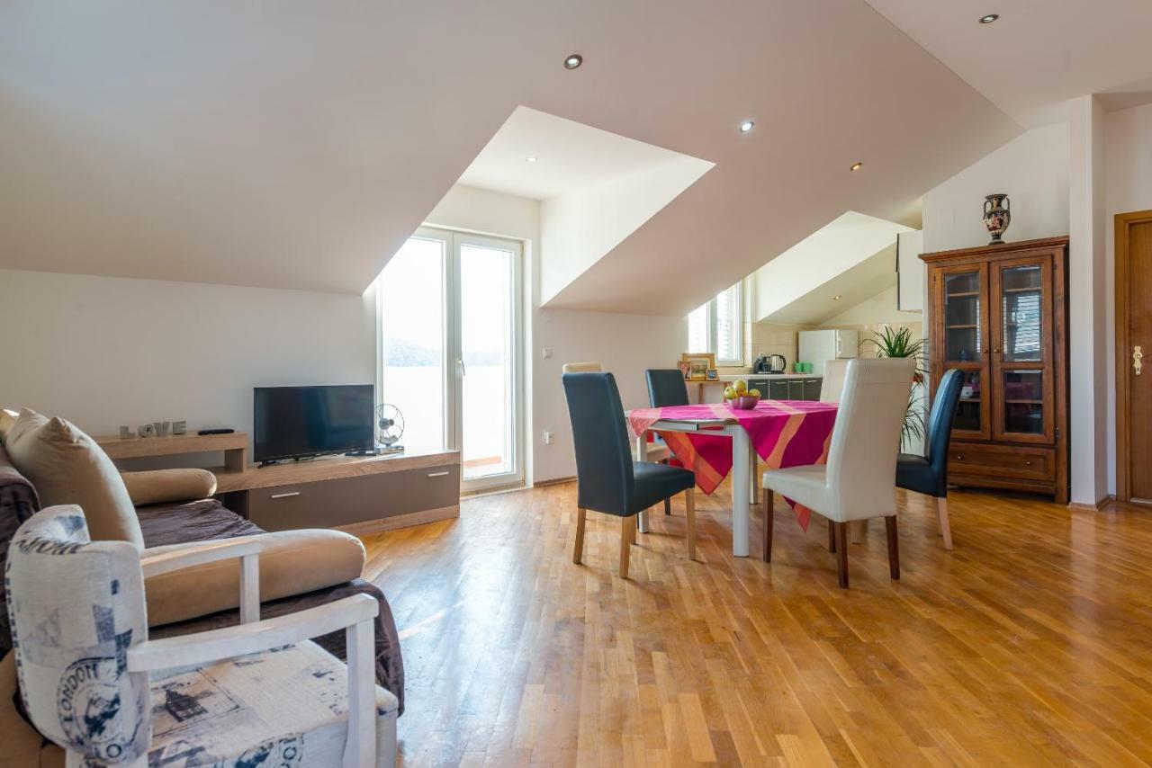 Majestic Lookout - Apartment Rixi Dubrovnik Bagian luar foto